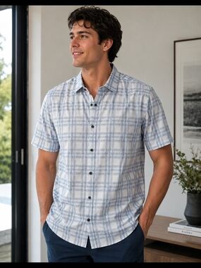 Karl Lagerfel Light Blue Plaid Short-Sleeve Men's Shirt New L